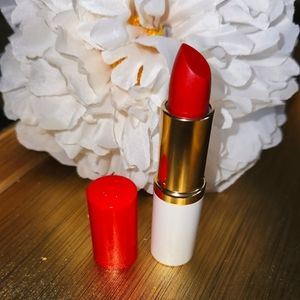 Estee Lauder 💄 in "Nectarine Shimmer"